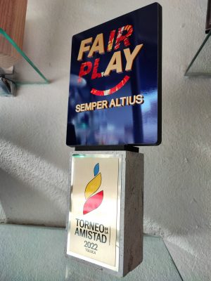 Reconocimiento Sublimado con base de cantera y acrílico